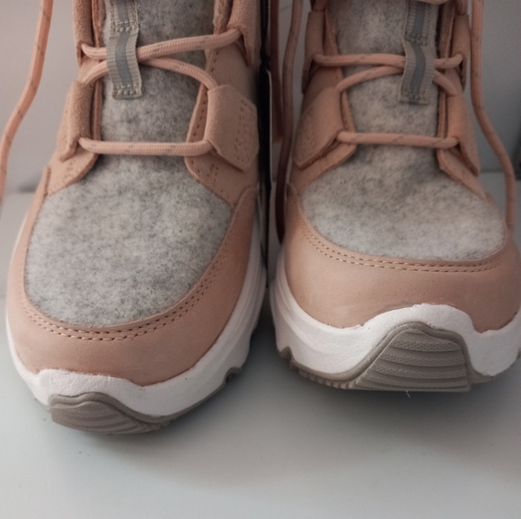 SOREL WOMEN'S KINETIC™ BREAKTHRU CARIBOU SNEAKER BOOT - Picture 9 of 9